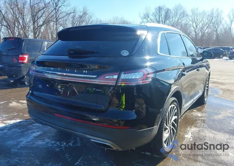 2020 Lincoln Nautilus Reserve z USA, uszkodzony, nr VIN 2LMPJ8KP5LBL16355